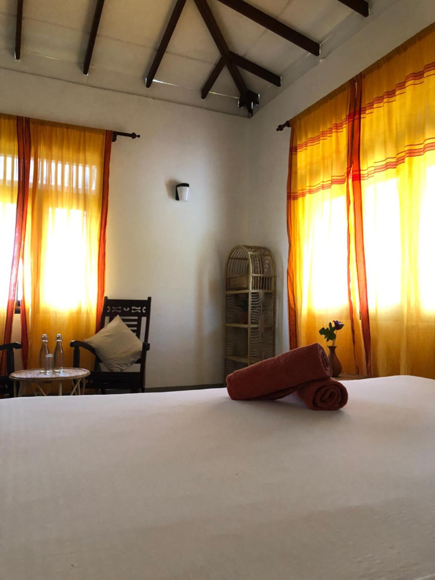 One Bhakthi Sri Lanka Hotel Ahangama Bagian luar foto
