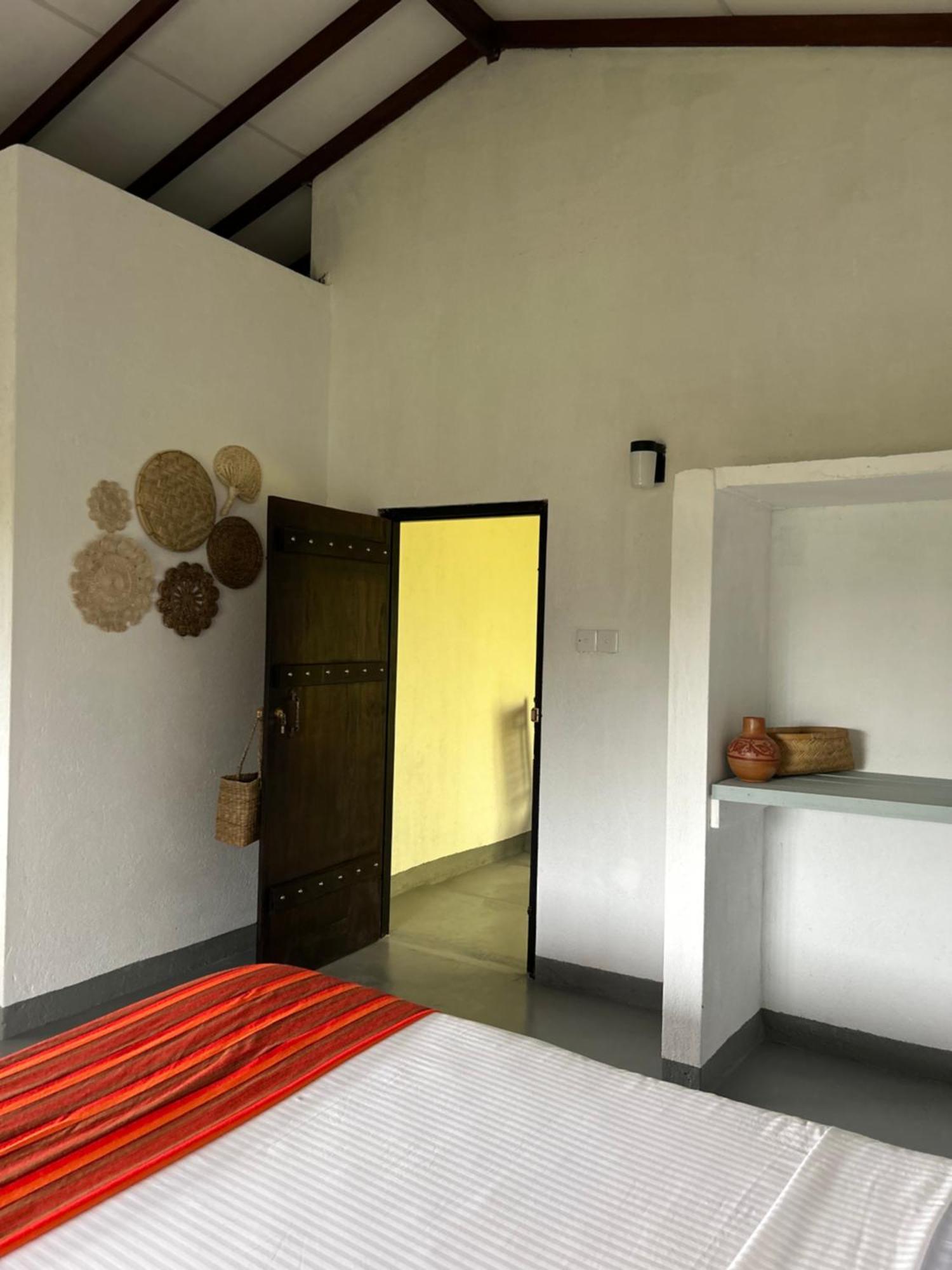 One Bhakthi Sri Lanka Hotel Ahangama Bagian luar foto