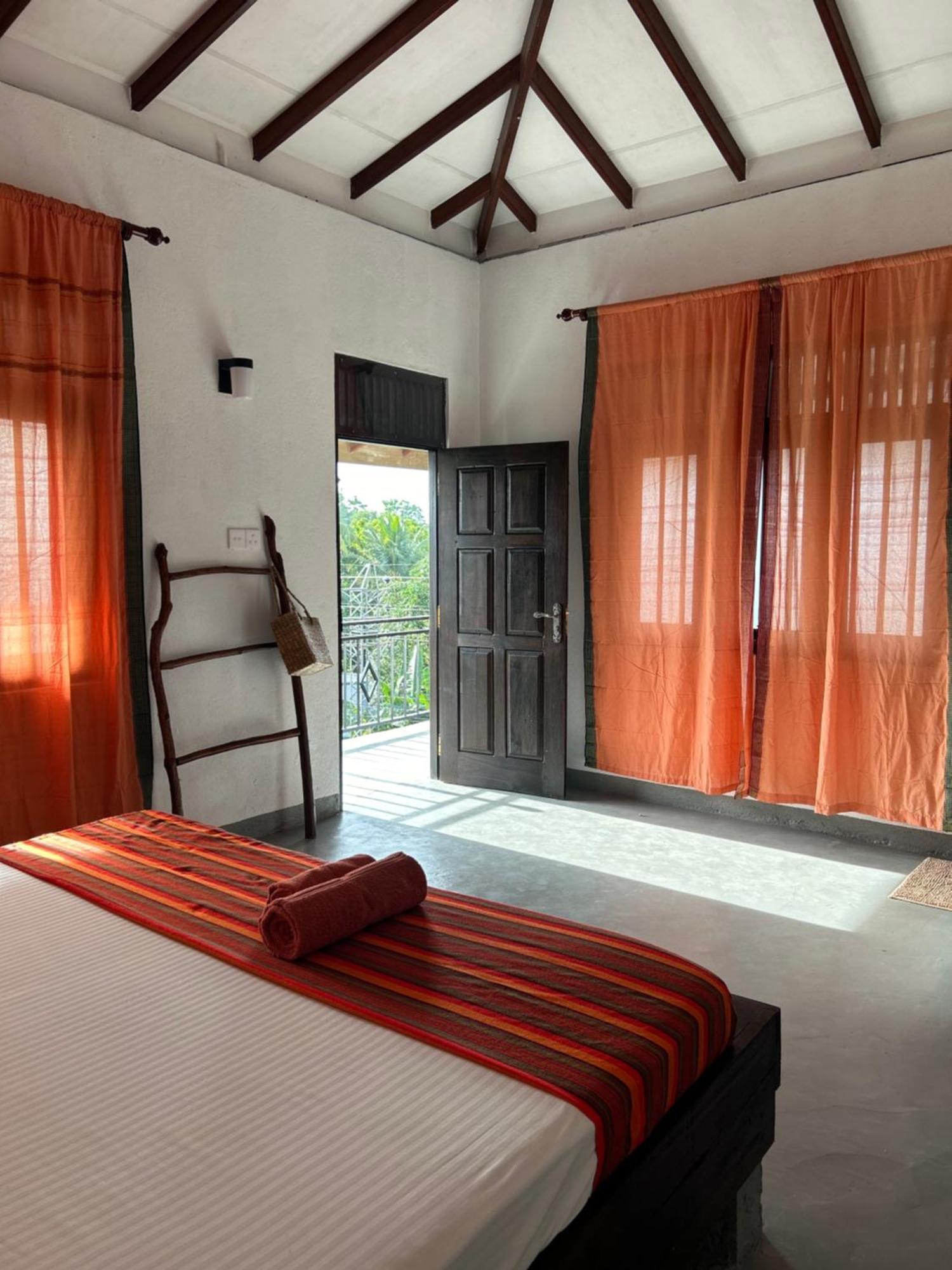 One Bhakthi Sri Lanka Hotel Ahangama Bagian luar foto