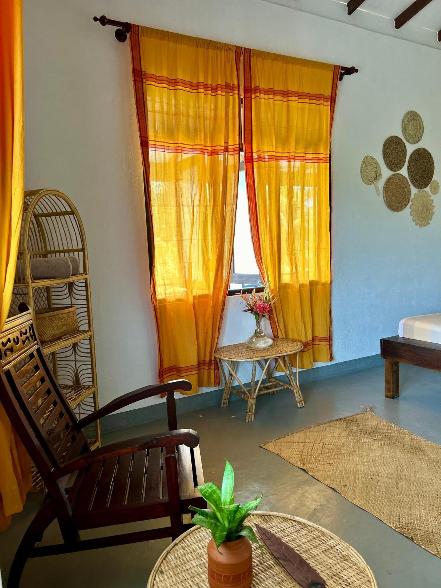 One Bhakthi Sri Lanka Hotel Ahangama Bagian luar foto