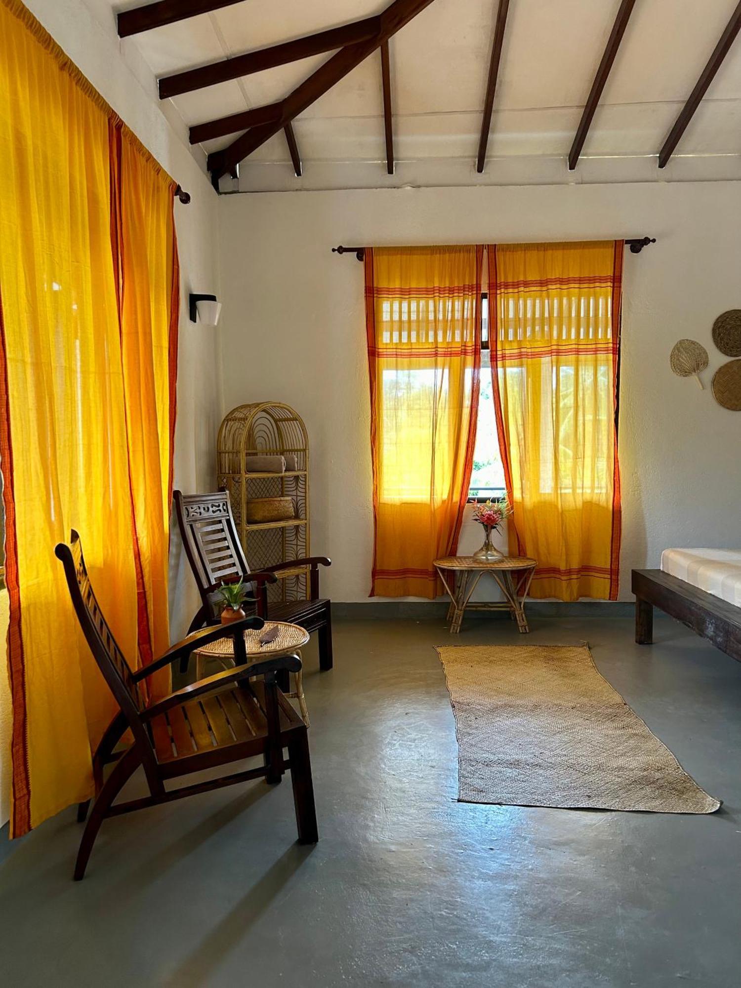 One Bhakthi Sri Lanka Hotel Ahangama Bagian luar foto